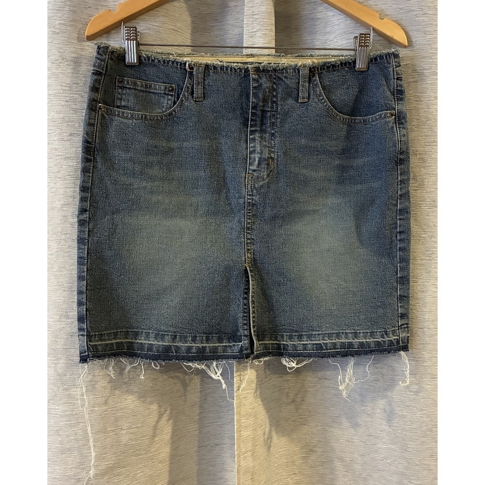 Angels Blue Denim Mini Skirt Distressed‎ Raw Hem Women's Size 11 Vintage Y2K